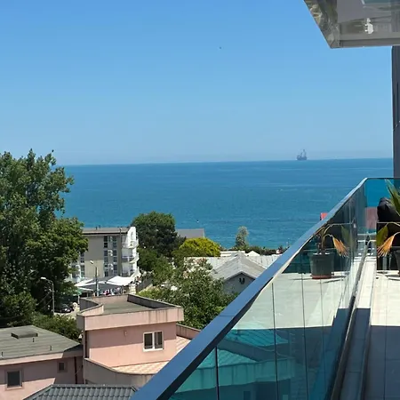 Penthouse Rico Daire *